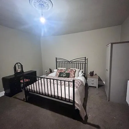 Hikers Hideaway At The Ship Coniston